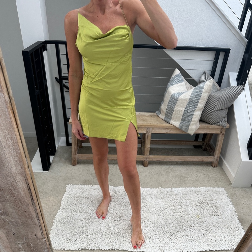 Fashion Nova Lime Yellow Satin Mini Dress | Chain Detail | NWT | Size S - Picture 7 of 13